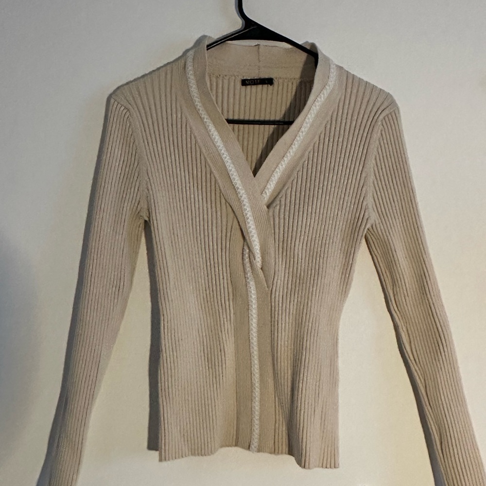 Elegant Cream Ribbed Women's Sweater